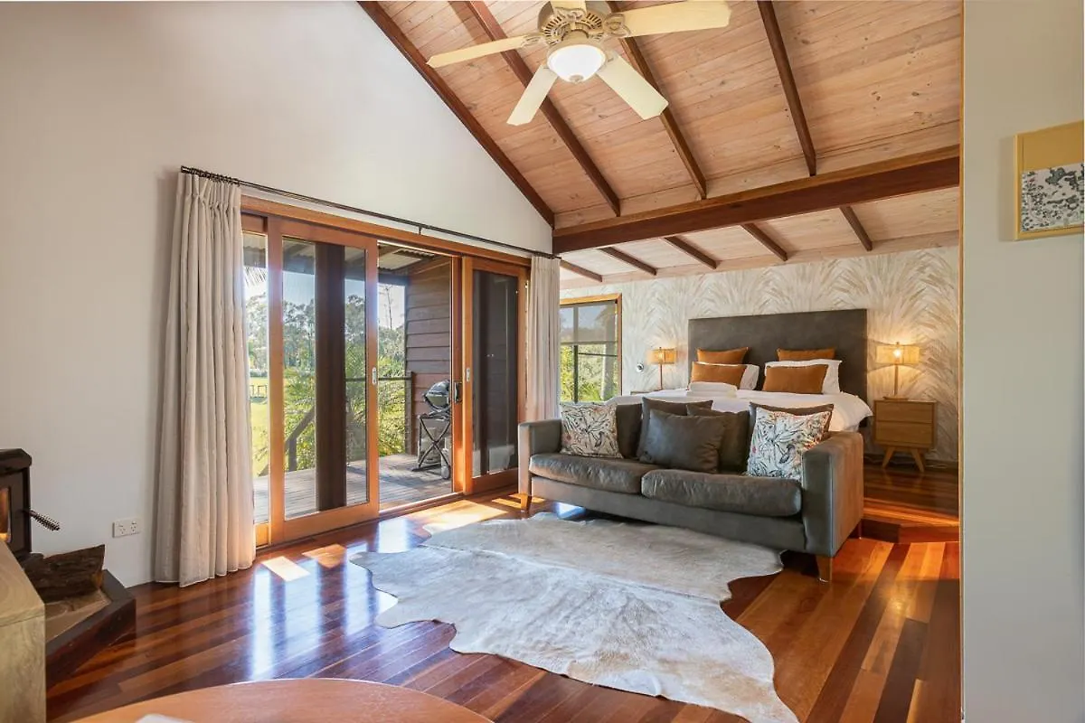 Lake Weyba Cottages Noosa 페레지안 비치 4*,