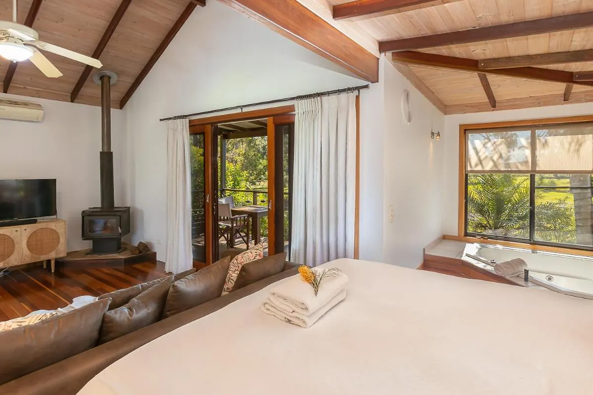 Lake Weyba Cottages Noosa 페레지안 비치 B&B