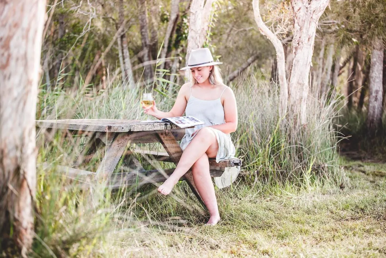 Lake Weyba Cottages Noosa 페레지안 비치 4*,