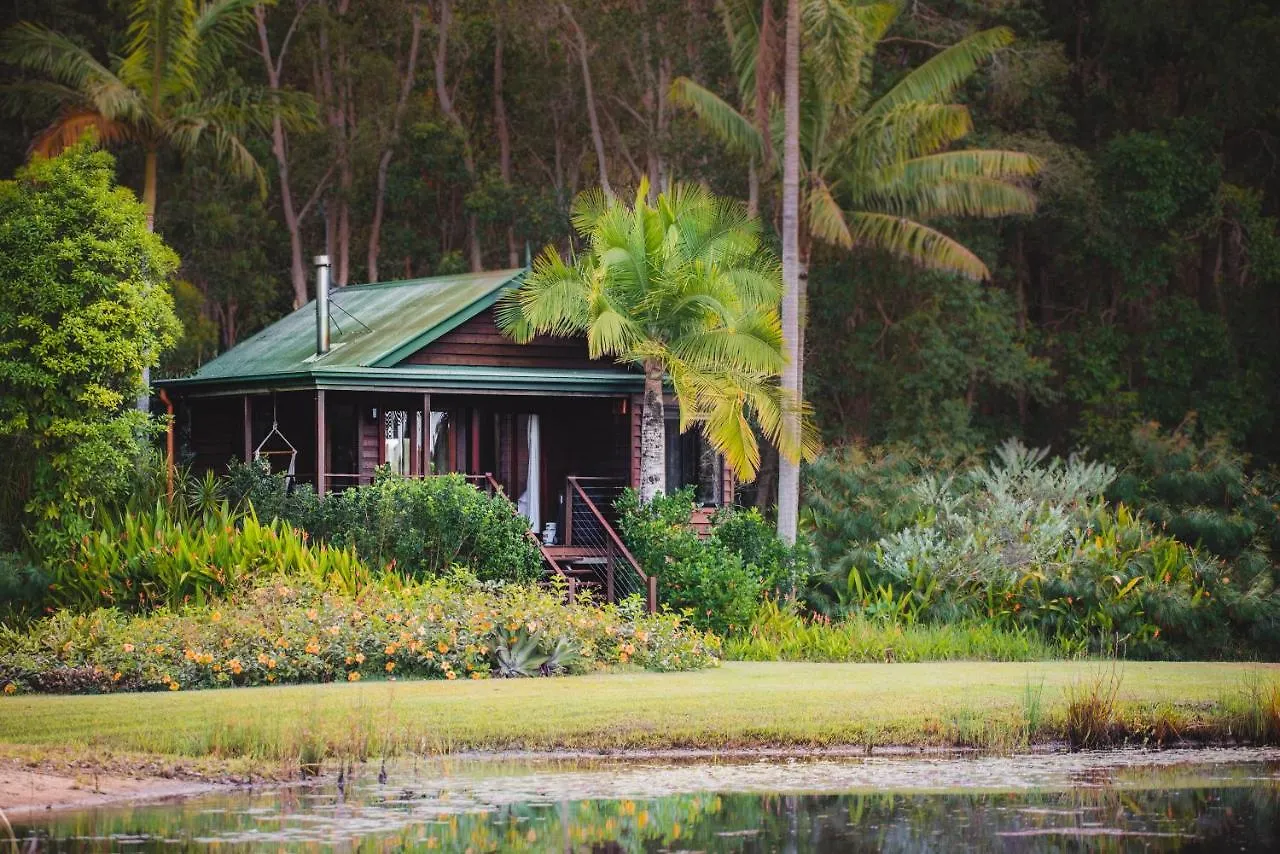 Lake Weyba Cottages Noosa 페레지안 비치